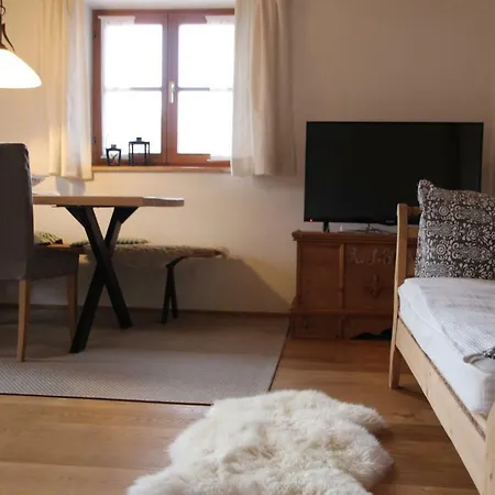 Apartment Ferienwohnung Klaus Beck *